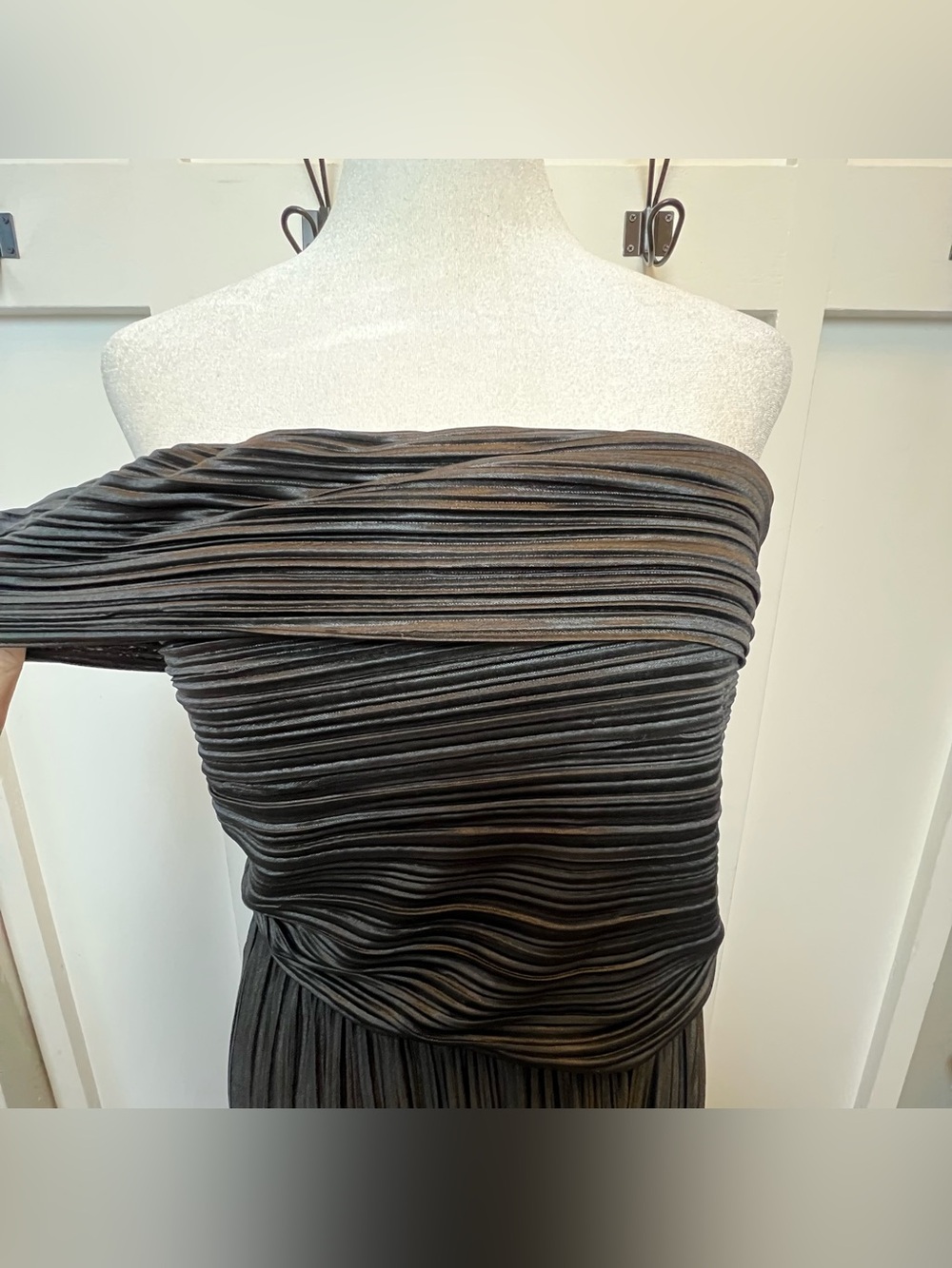 Lulus Women's Large Black One Shoulder Plisse Bubble Hem Maxi Dress Formal Guest - Picture 3 of 14